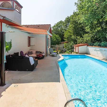 Villa Anna With Pool By *